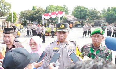 Polres-Kediri-Siagakan-581-Personel-Gabungan-Layani-Pemudik-di-Operasi-Ketupat-Semeru-2024